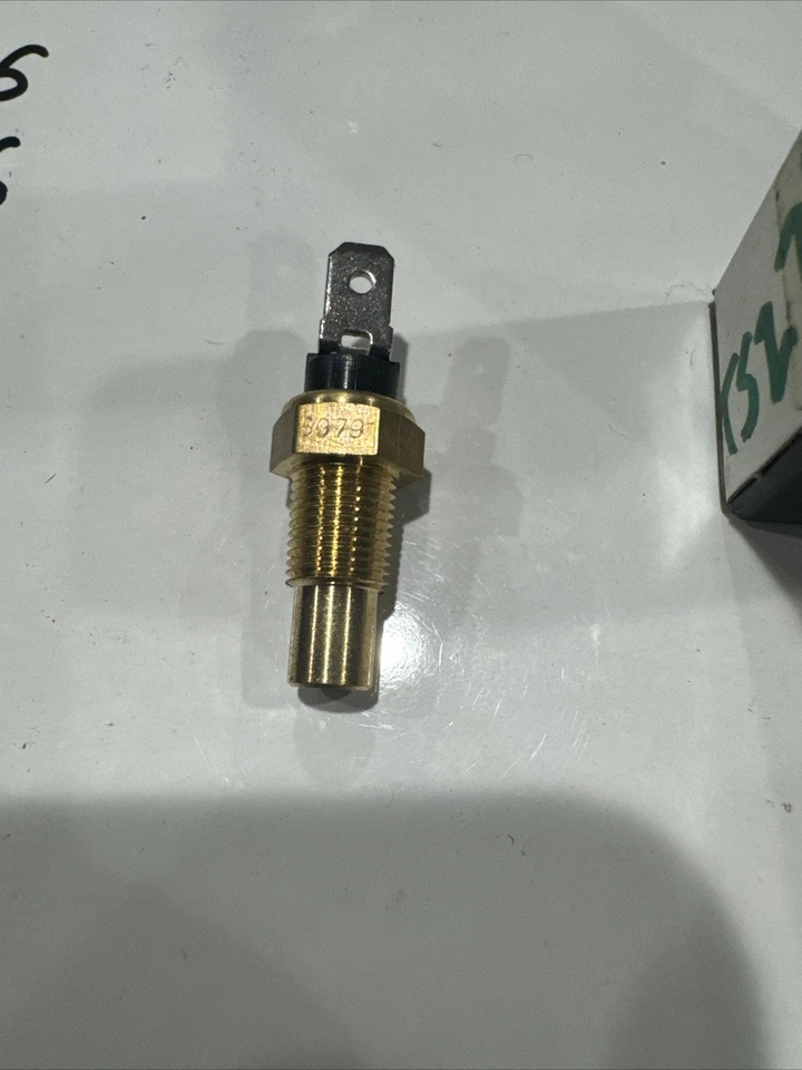 Interruptor de envío de temperatura de refrigerante Airtex 1T1079 Foto 2 de 3