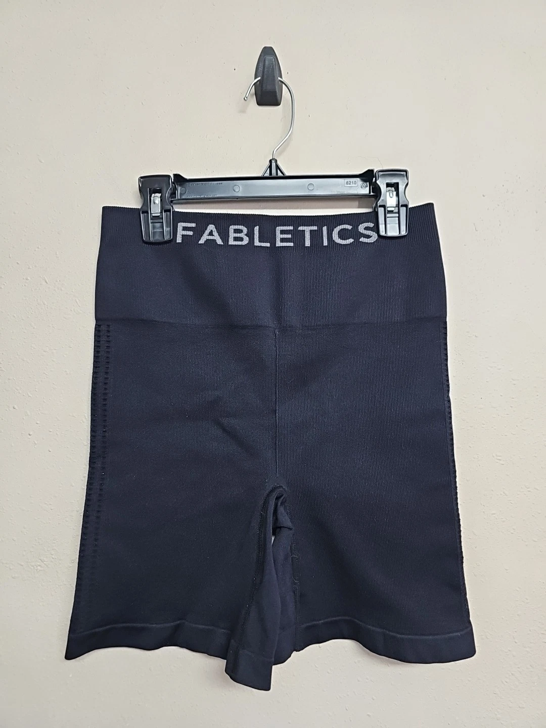 fabletics biker activewear pull on stretch shorts