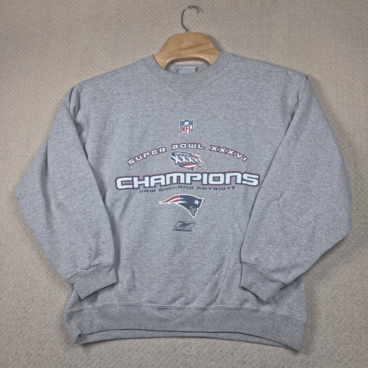 Vintage Patriots SUPER BOWL XXXVI 36 Champions Sweatshirt Large