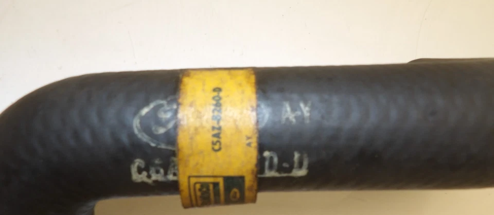 Ford Custom 500 Galaxie 1965 1966 1967 nuevo en stock 6 cilindros 240 manguera de radiador superior Foto 3 de 4