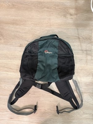 Lowepro Small Camera Backpack Green/Black   Lightweight