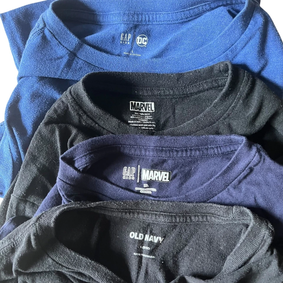Kids Marvel DC Comics Spiderman Superman T-Shirt Bundle Boys Size L/XL - Image 2 of 4