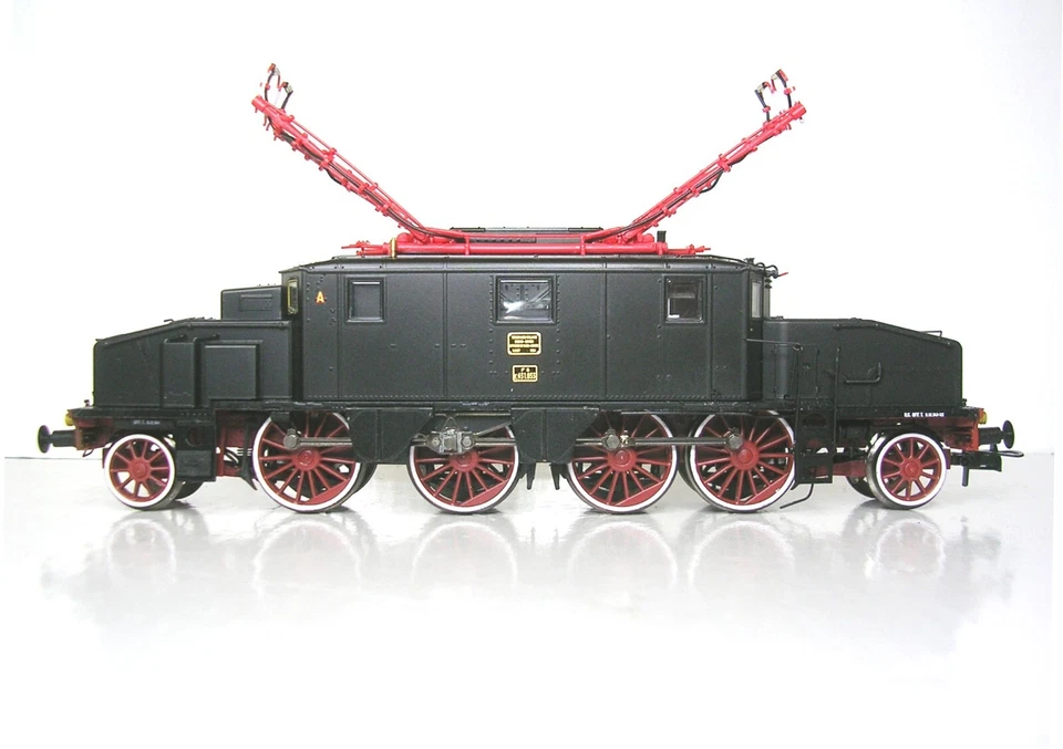 RIVAROSSI HR2244 Locomotiva Trifase FS e431.033 TIBB Nero ep II DC - Immagine 3 di 4
