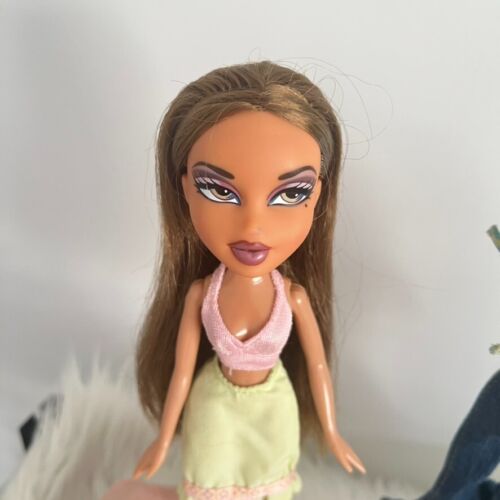 Bratz Doll Yasmin 'Flaunt It' - COMPLETE! - Picture 7 of 7