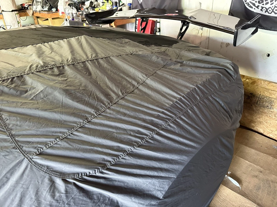 Car Cover in Gray and Black with Z06 Logo - Image 3 of 4