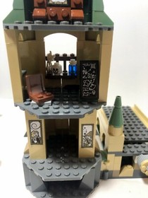 LEGO  Harry Potter: Hagrid's Hut (3rd edition) 4738 + Hogwarts 4867 (2011)