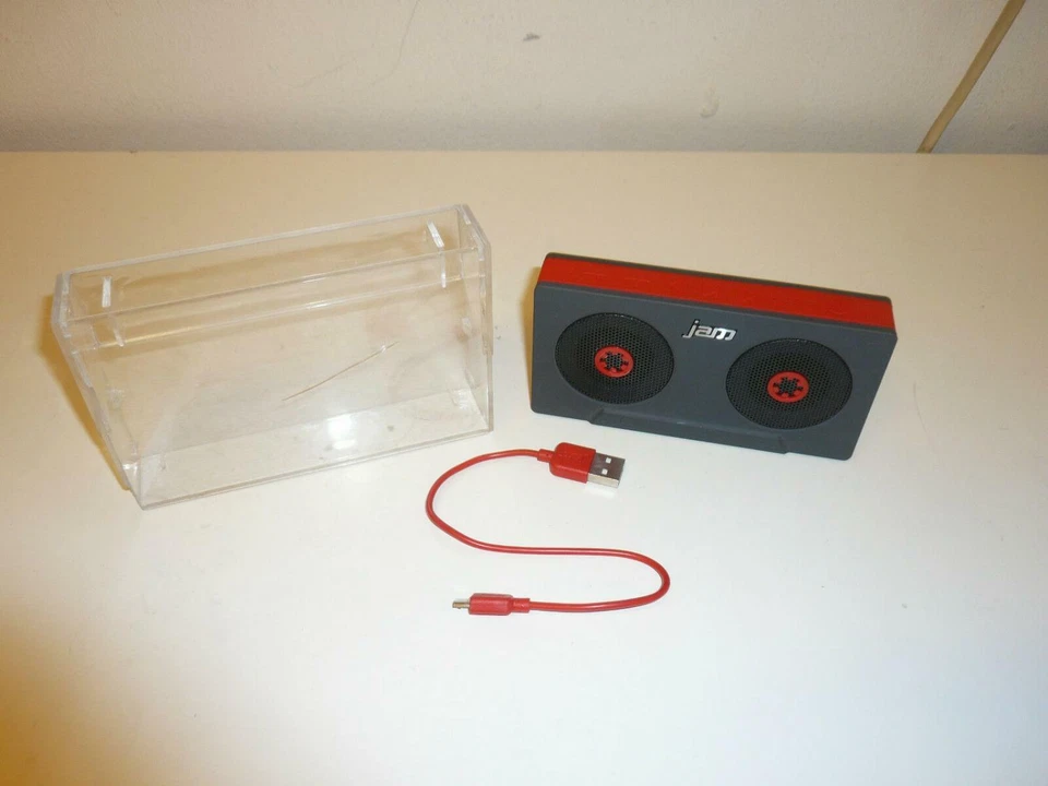 Jam Rewind HX-P540 Bluetooth Lautsprecher / MC Kassette, 2 Jahre Garantie