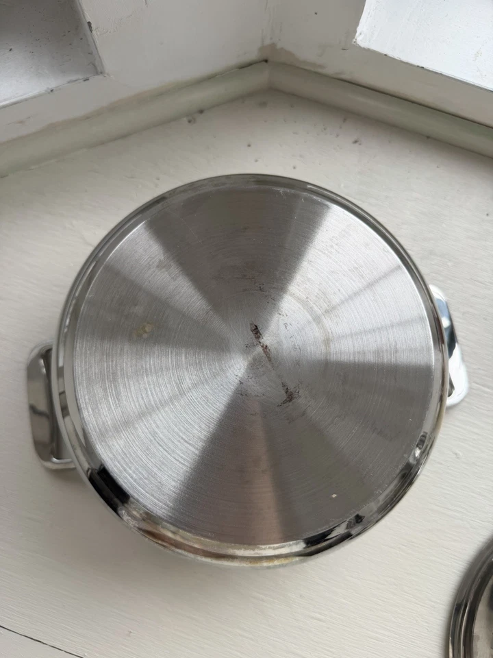 Juego de fondue de acero inoxidable All Clad de 3 cuartos 18/10 Foto 4 de 4