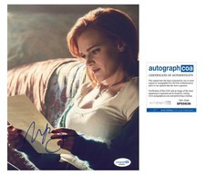 Madeline Brewer "You" AUTOGRAPH Signed 'Bronte' Autographed 8x10 Photo ACOA