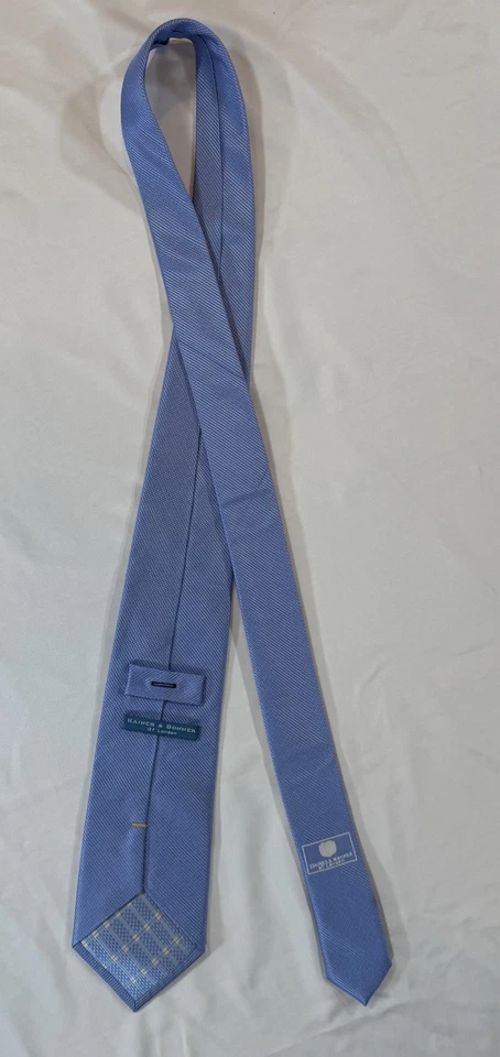 Haines And Bonner of London Handmade Pure Silk Solid Blue tie - Image 2 of 4