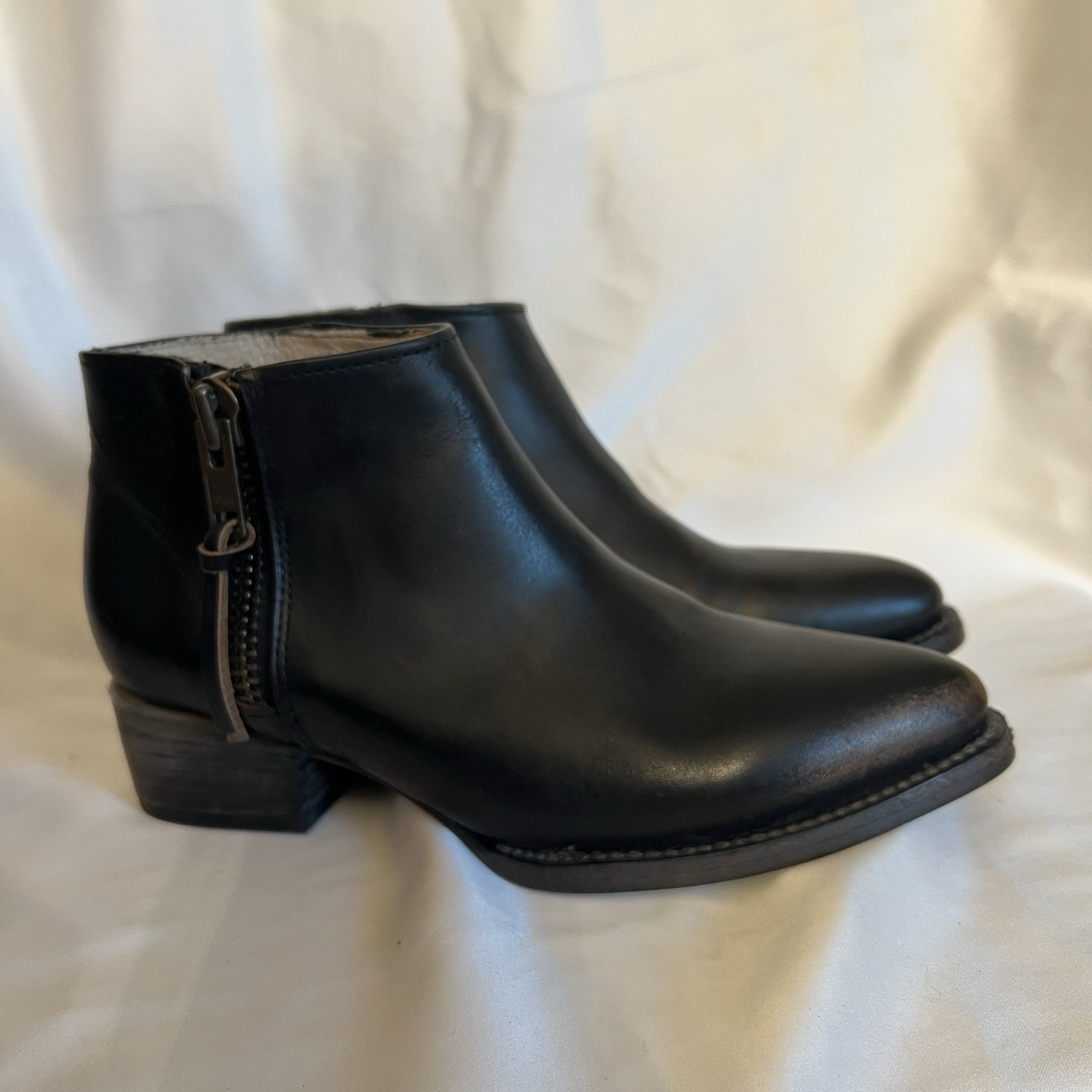 Women’s Freebird By Steven Onyx Leather Booties Size 7