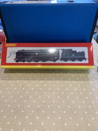 Hornby R2170 4-6-2 Merchant Navy New Holland - Afrika Line 35023 BR grün JB12 | Zustand: New