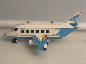 LEGO FRIENDS: Heartlake Private Jet (41100)