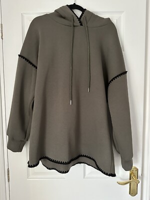 Schöner von BELLE COPINE ~ sehr warmer ~ taupe Hoodie mit schwarzem Besatz ~ Einheitsgröße
