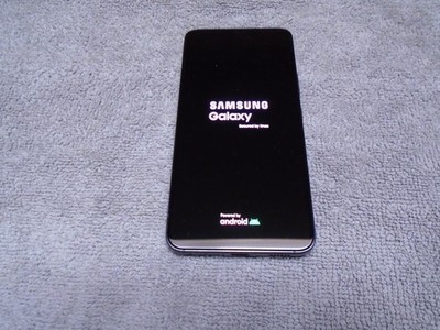 Samsung Galaxy S22 5G, 256gb, Black, AT&T only, Excellent!!