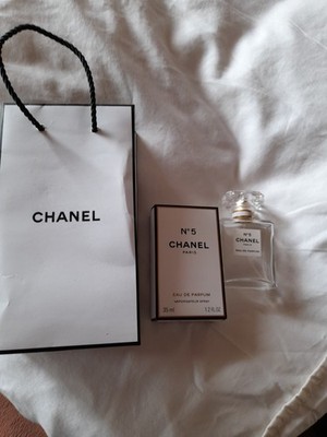 leerer Chanel No 5 Parfum Flakon kleine Größe.  35ml 3,5'' hoch mit Box & Tasche