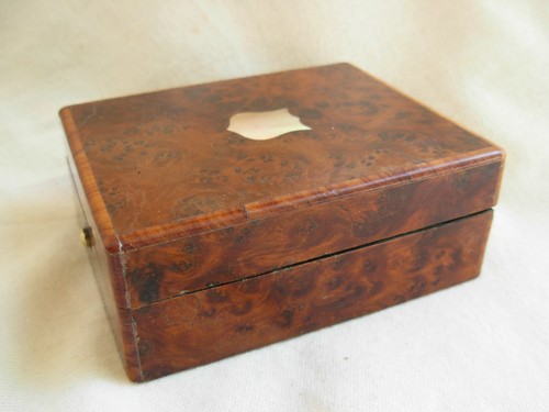 ANTIQUE FRENCH WOOD MARQUETRY,MOTHER OF PEARL JEWEL BOX,NAPOLEON III PERIOD. - Picture 2 of 13