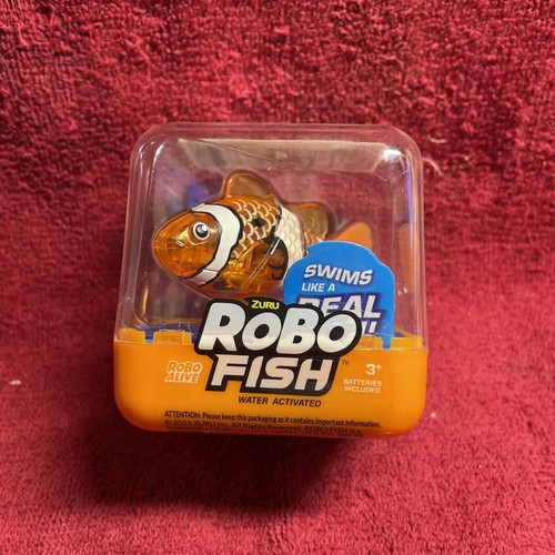 Zuru Robo Alive Fish Orange Swims like a real fish (batteries included)