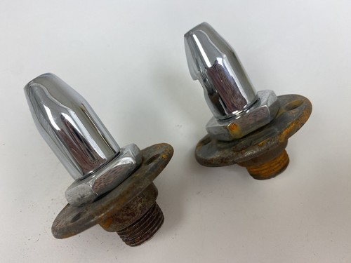 1958 Ferrari Series 1 Cabriolet Top Latches - Picture 4 of 5