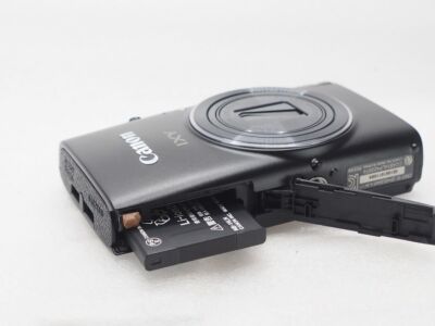 Canon IXY 640 PowerShot Elph 350 HS 20.2MP Digital Camera Black