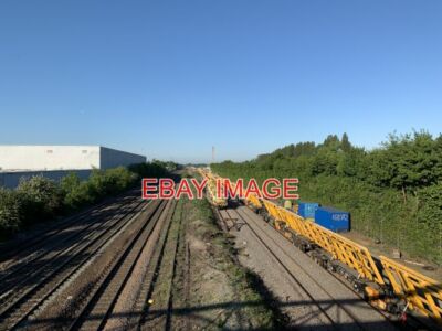 FOTO BEESTON ABSTELLGLEISE NETZ EISENBAHNTECHNIK ZÜGE IN BEESTON ABSTELLGLEISE.