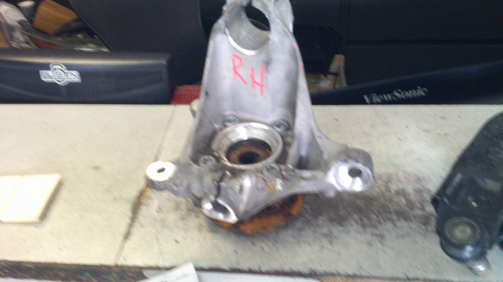 Picture 1 of 4