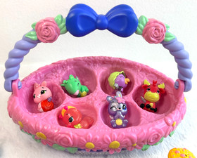 Hatchimals & Accessory Lot Of 60 Colleggtibles Mixed Figures Various Seasons  T2