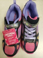 New Girl's size 2 Skechers Athletic Shoes