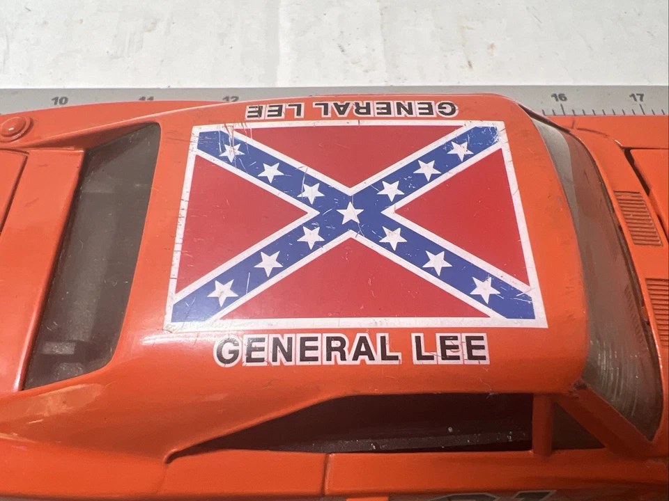 Dodge Charger Dukes Of Hazzard Warner 1981 ERTL DieCast General Lee 1969 1:18 Foto 4 de 4