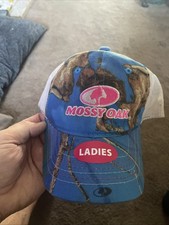 Mossy Oak Hat Womens Blue Camouflage Adjustable Outdoors Hunting Fishing Nwt Mossy Oak Hat Womens Blue Camouflage Adjustable Outdoors Hunting Fishing Nwt