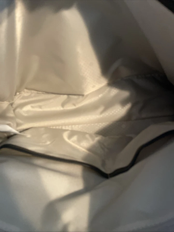 Bolso de Mano Samsonite Silhouette 17 Softside Carry All Negro Foto 4 de 4