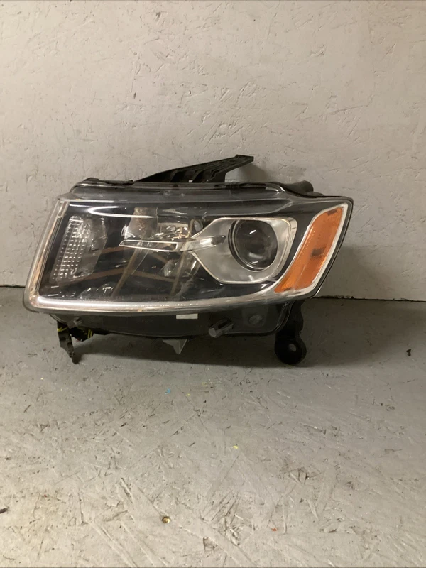2014-2016 JEEP GRAND CHEROKEE LEFT LH DRIVER SIDE HEADLIGHT OEM 68110997AF
