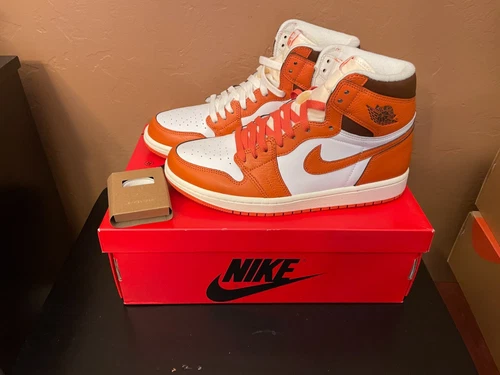 Size 9 MENS/ 10.5 WOMENS Jordan 1 Retro High OG Starfish DO9369-101