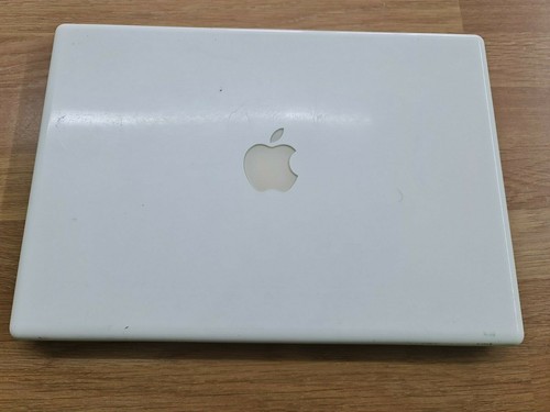 Funktionierendes Apple MacBook A1181 Intel C2D 13" weiß kein Akku keine Festplatte Ersatzteile Reparatur