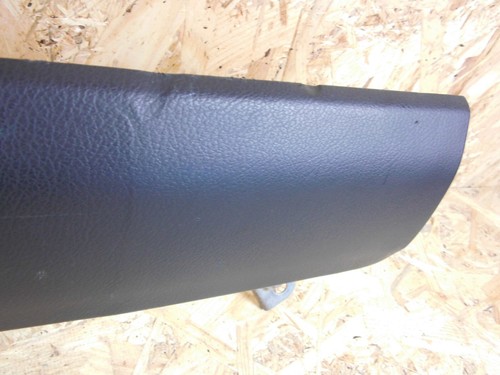 Lexus CT200H airbag knee 73990-76010-C0 - Picture 2 of 4