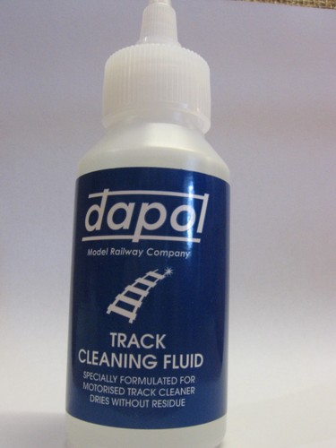 Dapol B805 -100ml Motorised Track Cleaner (B800) Cleaning Fluid - Tracked48 Post