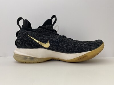 NIKE LeBron 15 Low Men