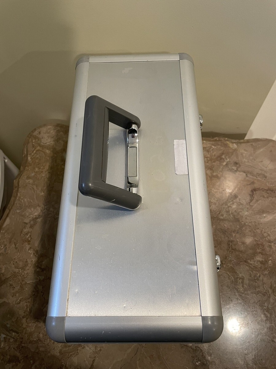 SONY LCH-HCE case アルミケース ベルト付き 鍵無し SONY LCH-HCE case アルミケース ベルト付き 鍵無し