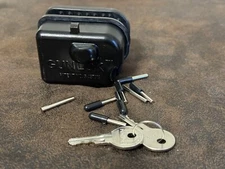 Pro-Lok Gunlok Trigger Lock Gun Lock Child Gun Safety - EXCELLENT With 2 Keys