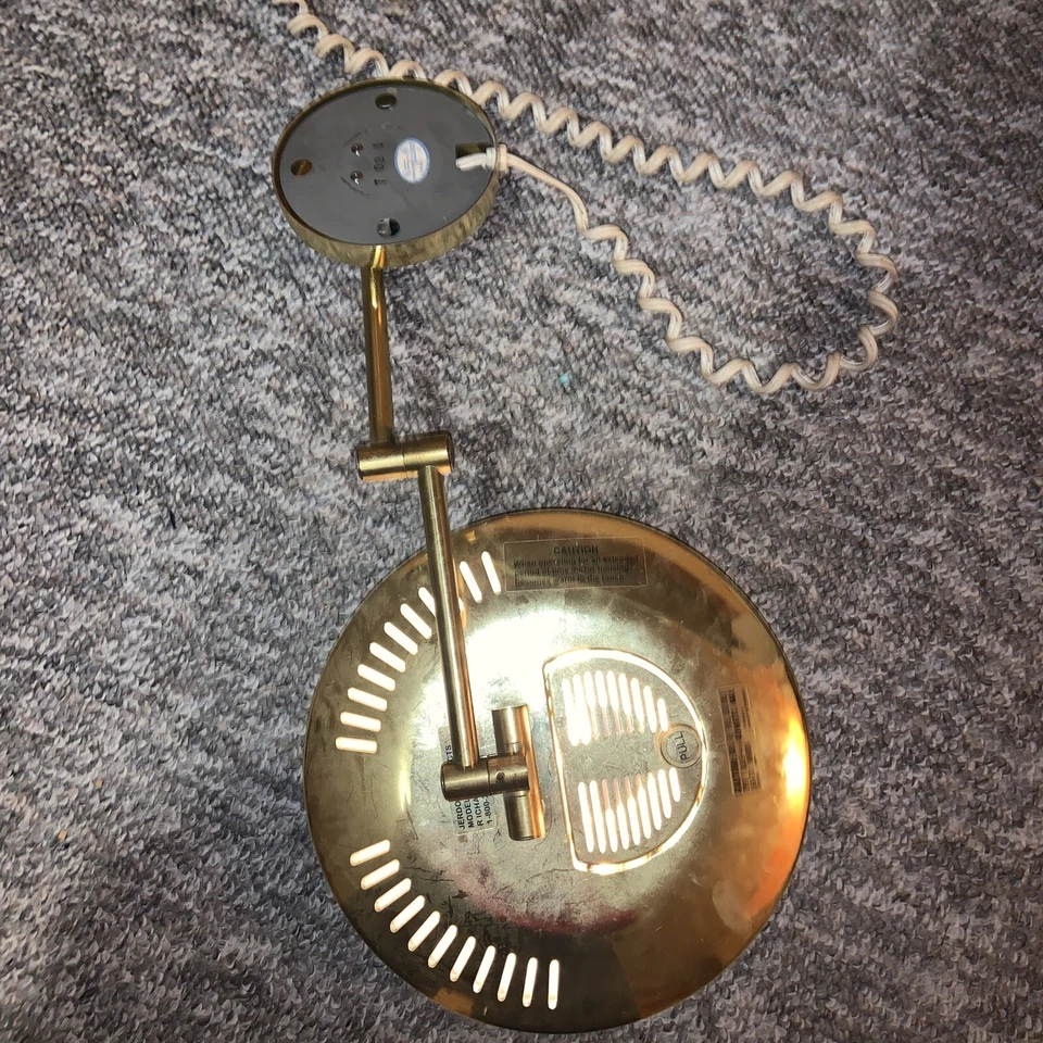 JERDON FIRST CLASS 9" ESPELHO ACABAMENTO DOURADO #JD7G/470 PAREDE DE AMPLIAÇÃO TRIPLA - Imagem 4 de 4