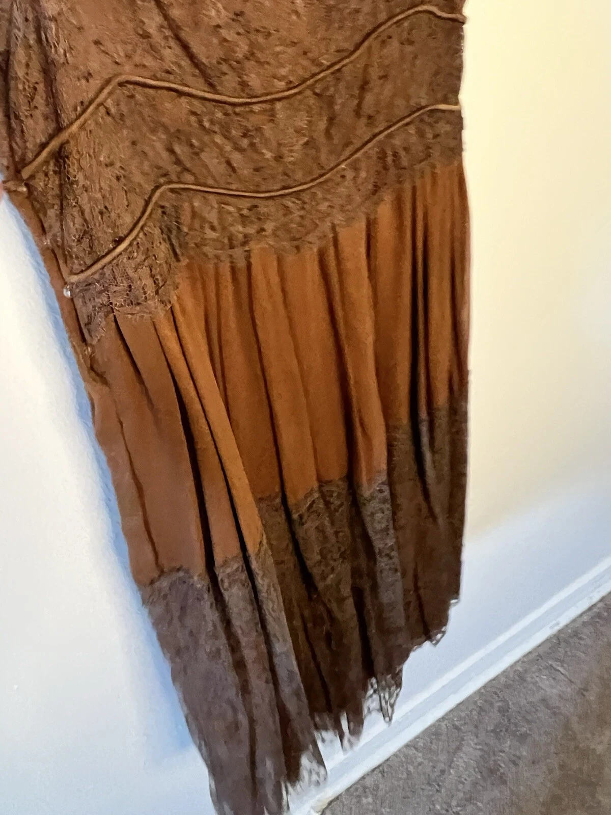 Splendido abito slip Bottega Veneta in pizzo di seta marrone. Taglia 40 (S M)