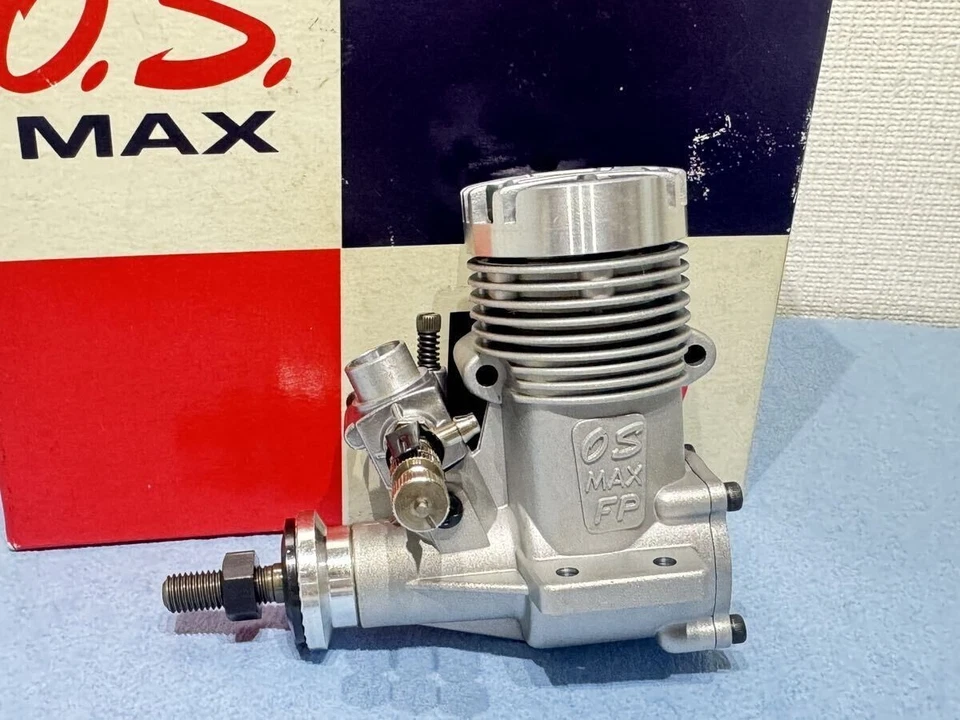 O.S.MAX-20FP 3.46cc Vintage 2 stroke glow engine for R/C airplanes New f/s - Image 2 of 4