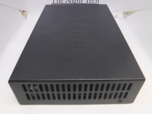 D-Link DSR-250 8-Port Gigabit VPN Router - Photo 4/11