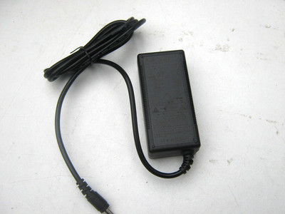 Original GVE GM51-120425-D AC/DC Adapter 12V 4.25A Stromversorgung