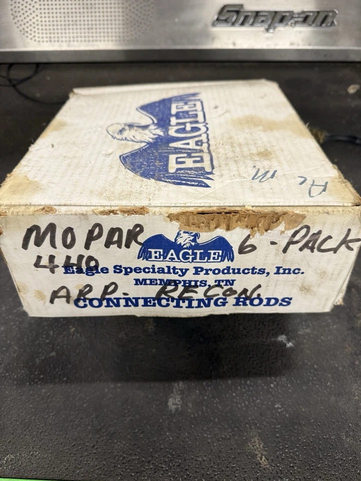 Paquete de 6 bielas reacondicionadas Mopar 440 2951908 paquete de seis tacos Dodge ARP Foto 2 de 4