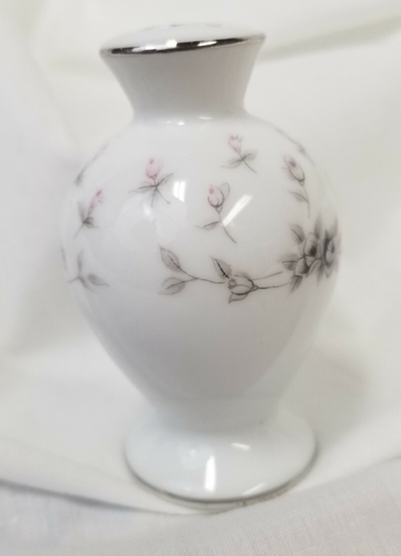 Gray Pink Rosebud Salt or Pepper Shaker Porcelain Japan Vintage Silver Rim - Picture 7 of 10