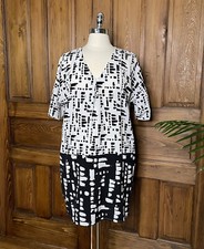 H By Halston Women's Size Small Cocoon Black/White Short-Sleeve Shift Dress