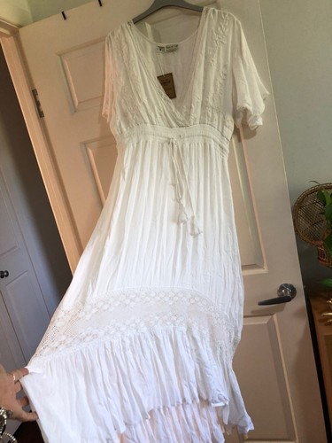 $80 SALE Tree Of Life White Embroidered Lace Long Dress - L NEW 🌻 - Picture 3 of 12