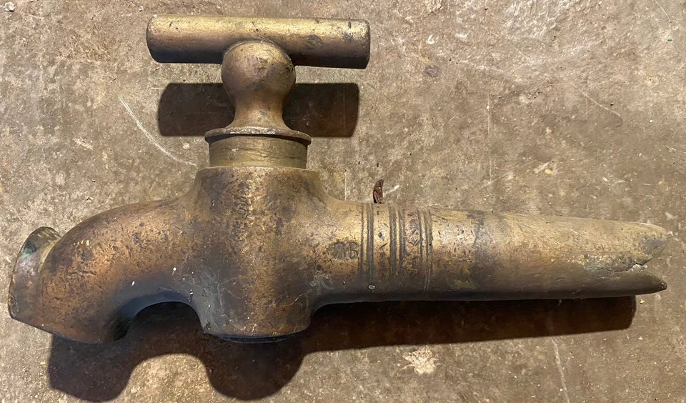 Robinets Anciens pour Tonneau à Champagne - Photo 3/4