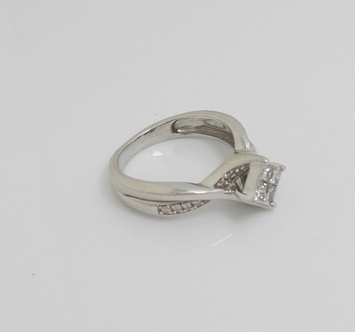 1/2CT Natural Diamond Anniversary Engagement Wedding Bridal Ring 10K White Gold - Picture 10 of 14